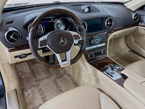 2014 Mercedes-Benz SL-Class SL 550