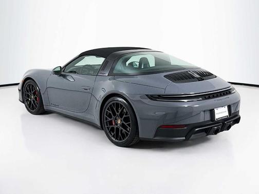 2026 Porsche 911 Targa