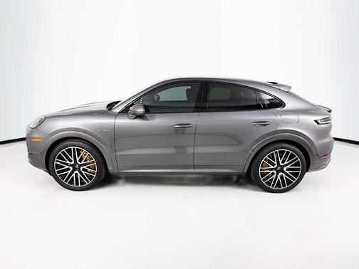 2025 Porsche Cayenne Turbo