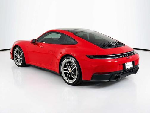 2025 Porsche 911 Carrera