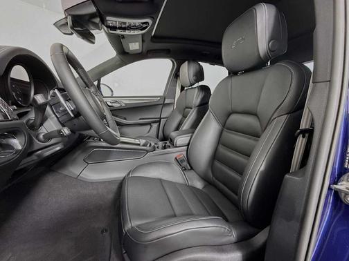 2025 Porsche Macan GTS