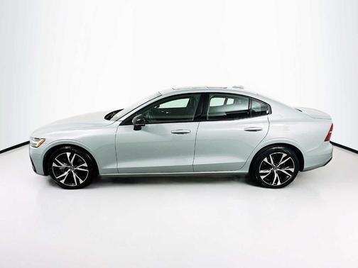 2025 Volvo S60 B5 Core