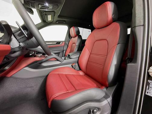 2026 Porsche Cayenne GTS