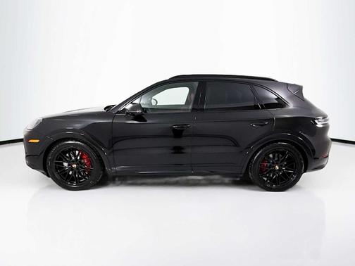 2026 Porsche Cayenne GTS