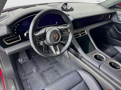 2023 Porsche Taycan Turbo S
