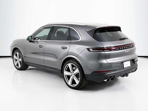 2025 Porsche Cayenne Base