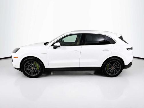 2026 Porsche Cayenne AWD