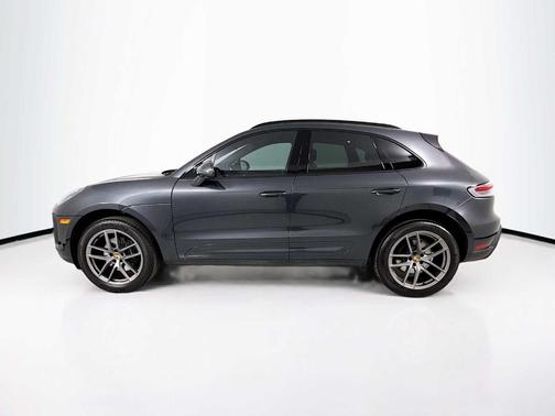 Volcano Grey Metallic 2025 Porsche Macan