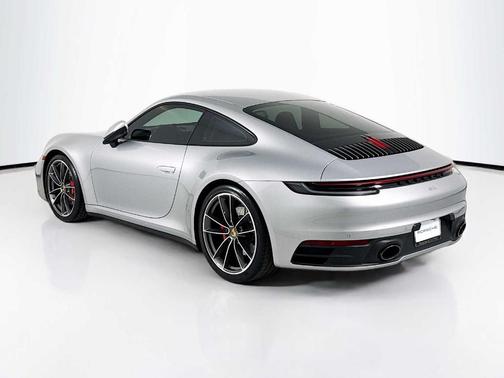 2020 Porsche 911 Carrera 4S