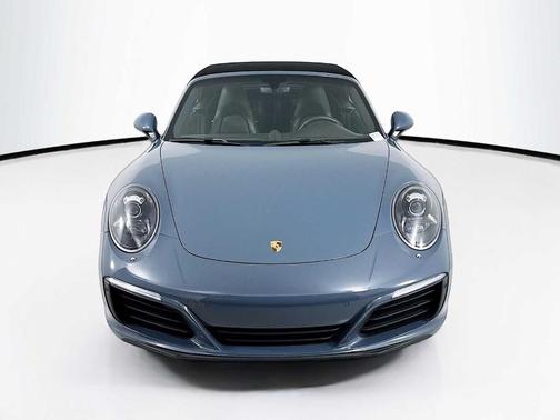 2017 Porsche 911 Carrera 4S