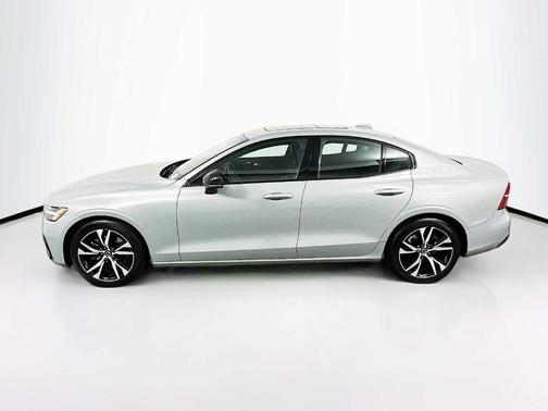 2025 Volvo S60 B5 Core