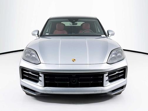 2026 Porsche Cayenne AWD