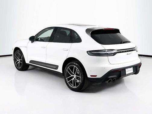 2025 Porsche Macan T