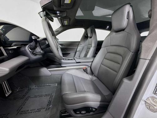 2024 Porsche Taycan Turbo S