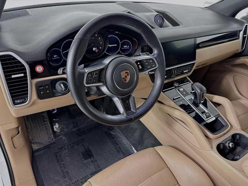 2019 Porsche Cayenne Base