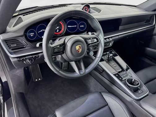 2020 Porsche 911 Carrera 4S