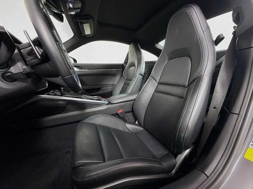 2020 Porsche 911 Carrera 4S