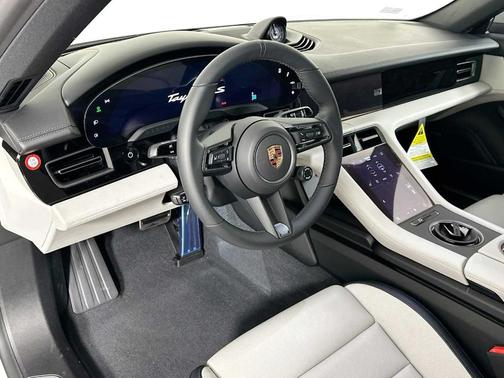 2025 Porsche Taycan 4S