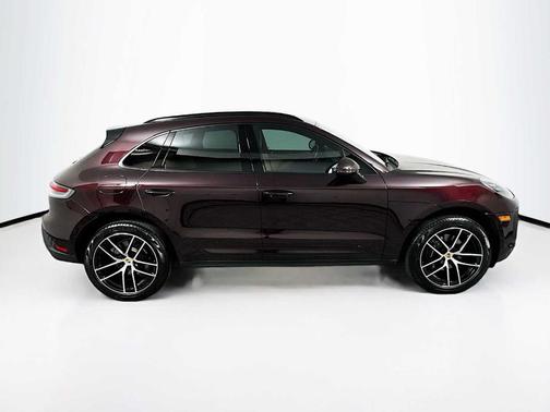 2024 Porsche Macan 