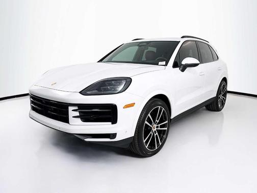 Carrara White 2026 Porsche Cayenne Base