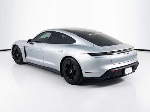 2025 Porsche Taycan 4