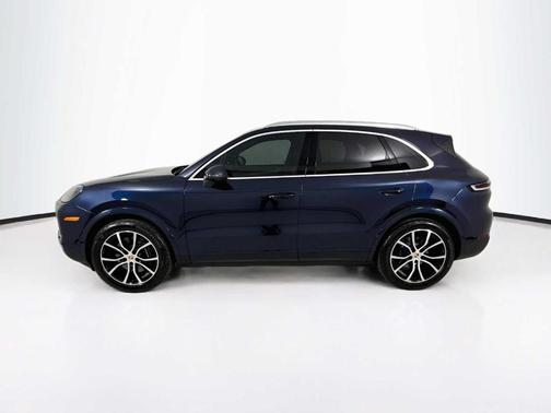 Blue Metallic 2026 Porsche Cayenne Base
