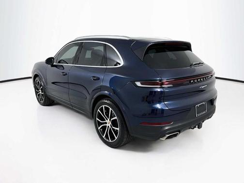 Blue Metallic 2026 Porsche Cayenne Base