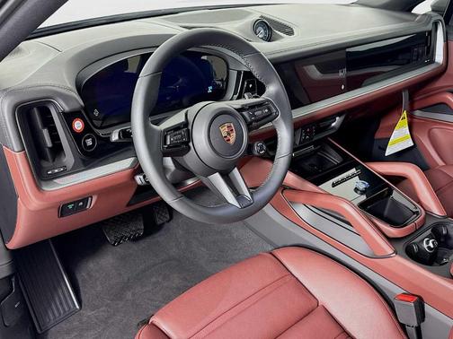 2025 Porsche Cayenne AWD