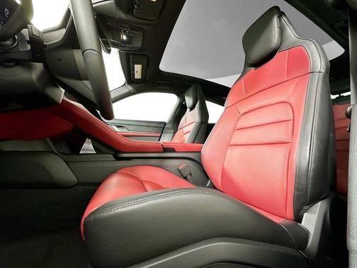 2025 Porsche Taycan Base