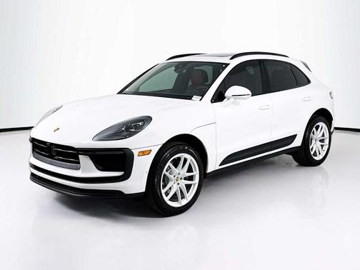 2026 Porsche Macan 