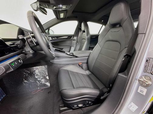 Dolomite Silver Metallic 2026 Porsche Panamera Base