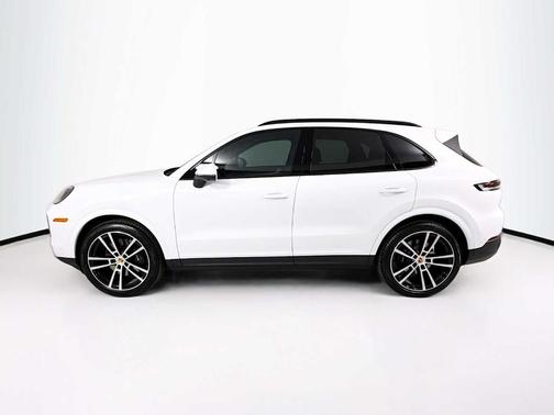 Carrara White Metallic 2026 Porsche Cayenne Base