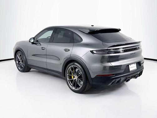 2025 Porsche Cayenne Turbo GT