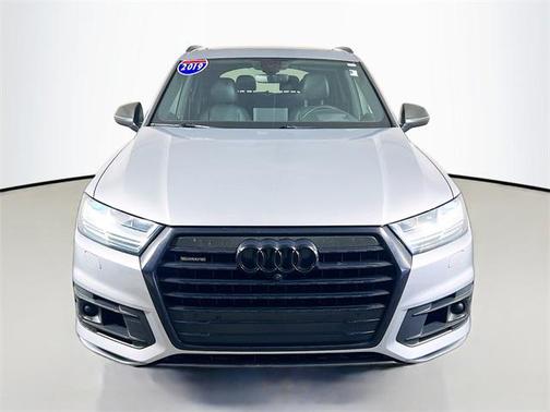 2019 Audi Q7 55 Prestige