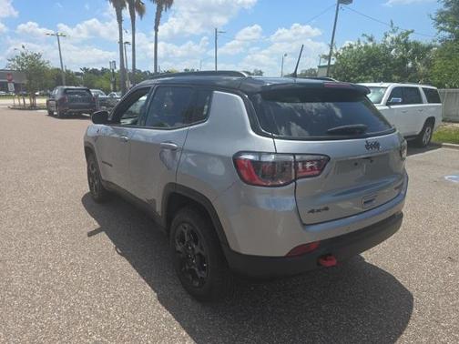 2023 Jeep Compass Trailhawk