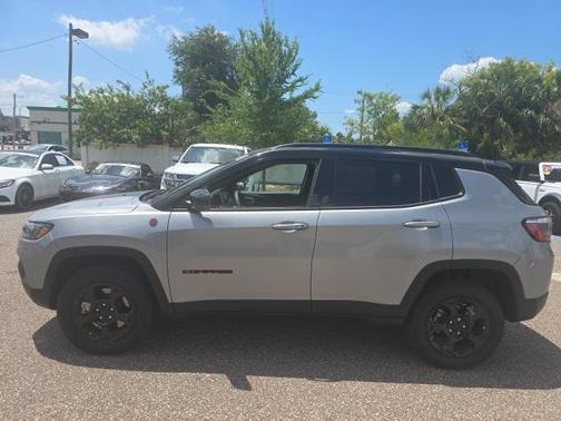 2023 Jeep Compass Trailhawk