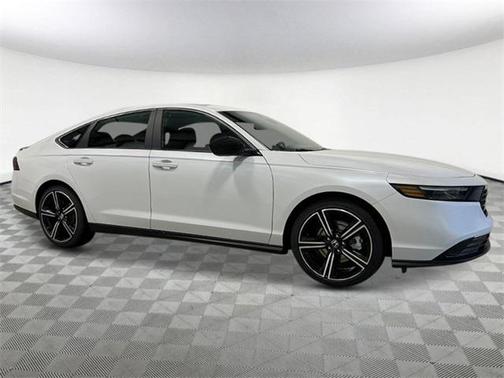 2025 Honda Accord Hybrid Base