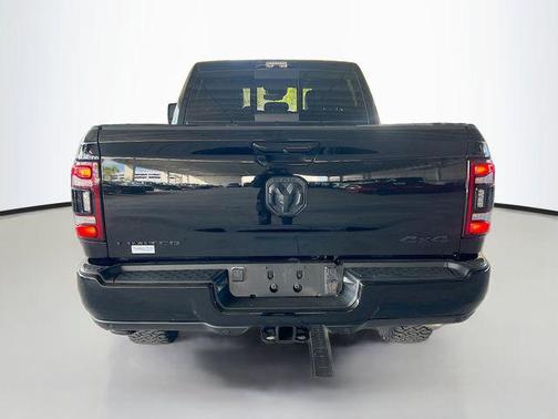 2024 RAM 2500 Limited Crew Cab 4x4 6'4' Box