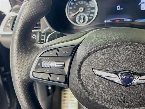 2023 Genesis G70 3.3T RWD