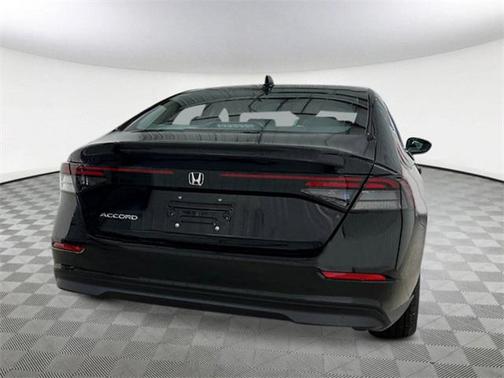 2025 Honda Accord LX 1.5T