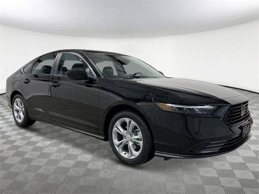 2025 Honda Accord LX 1.5T