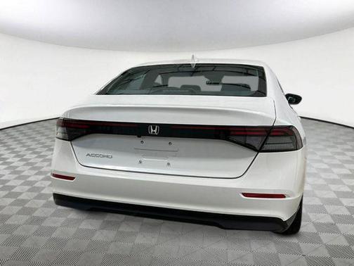 2025 Honda Accord LX 1.5T