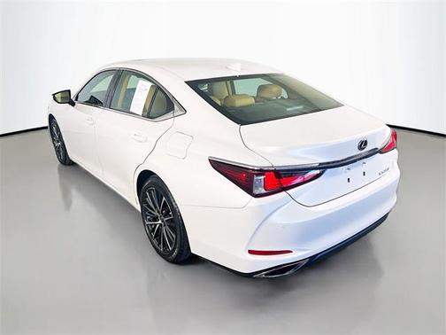 2025 Lexus ES 350 Base