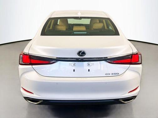 2025 Lexus ES 350 Base