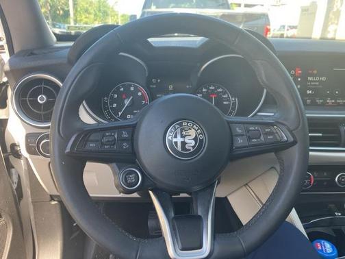 2021 Alfa Romeo Stelvio Ti