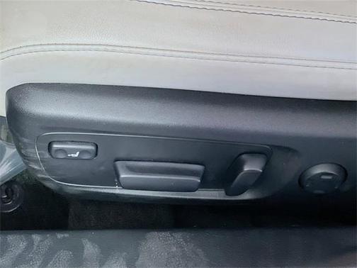 2015 Toyota Avalon Limited