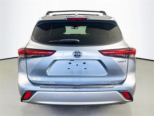 2020 Toyota Highlander Hybrid Platinum