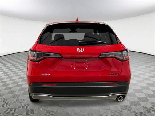 2025 Honda HR-V 2WD Sport