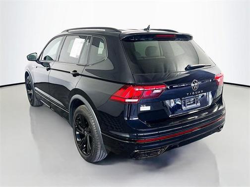 2023 Volkswagen Tiguan 2.0T SE R-Line Black 4MOTION