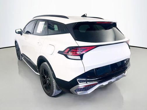 Snow White Pearl 2025 Kia Sportage Hybrid SX-Prestige